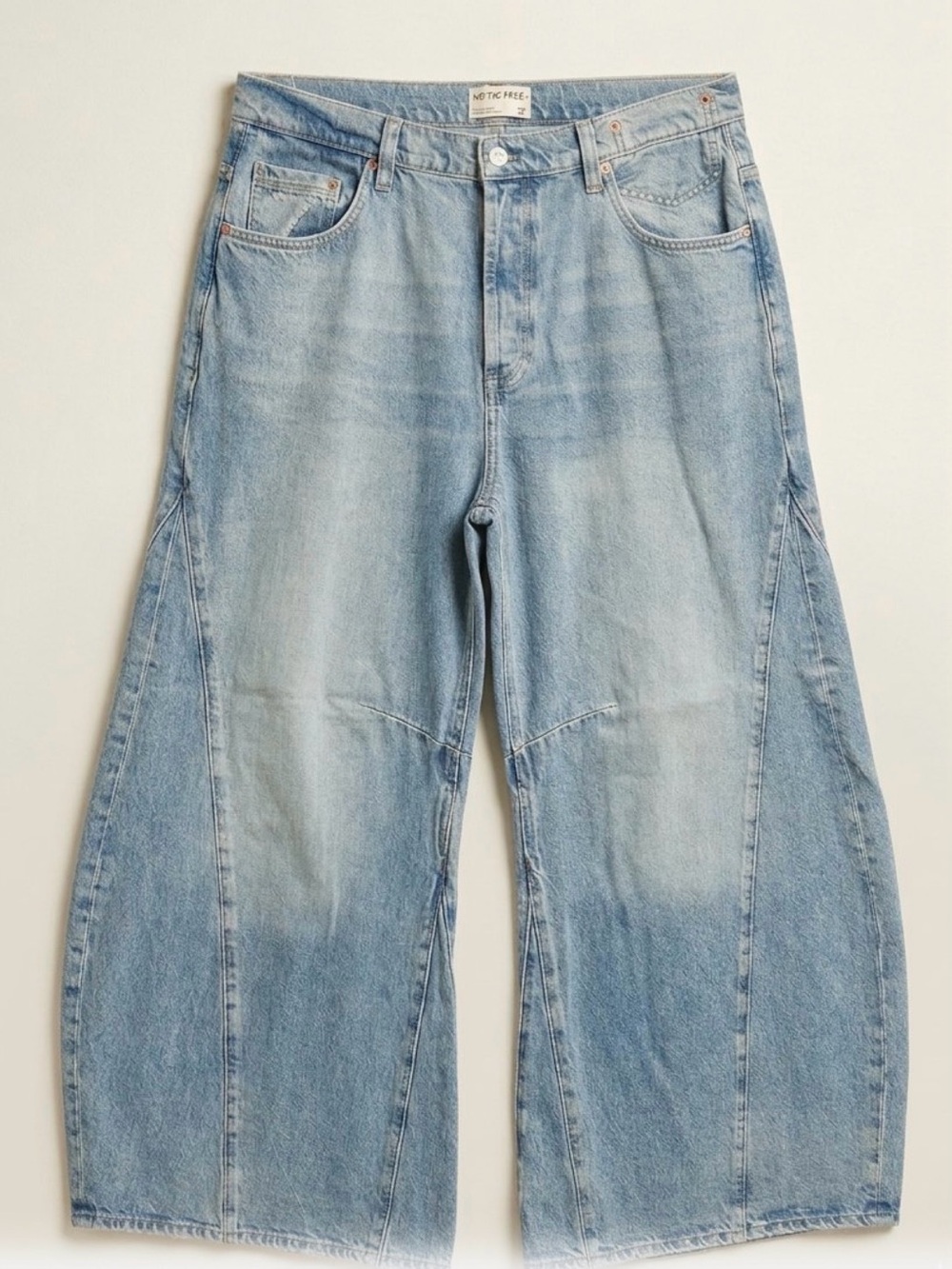 NWOT Free People We The Free Good Luck Mid Rise Barrel Leg Jeans - size 32 #523